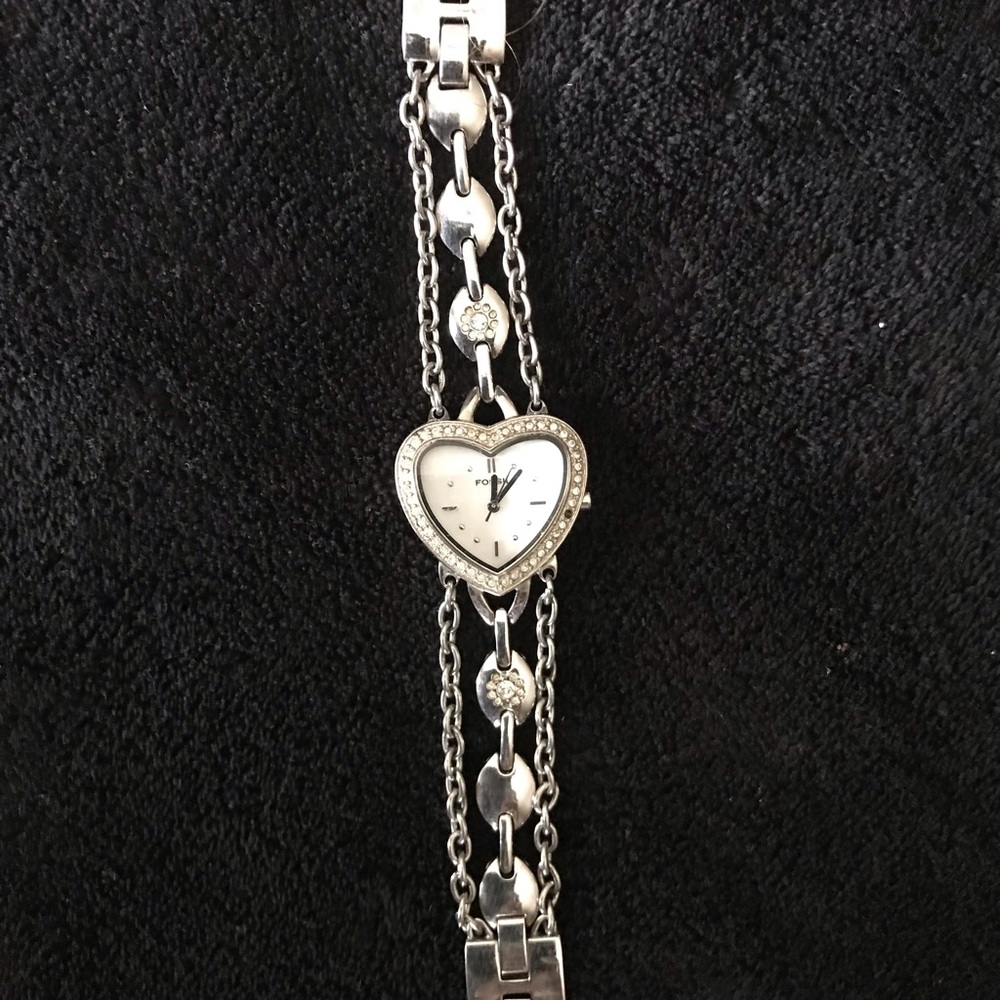 Womens fossil heart watch